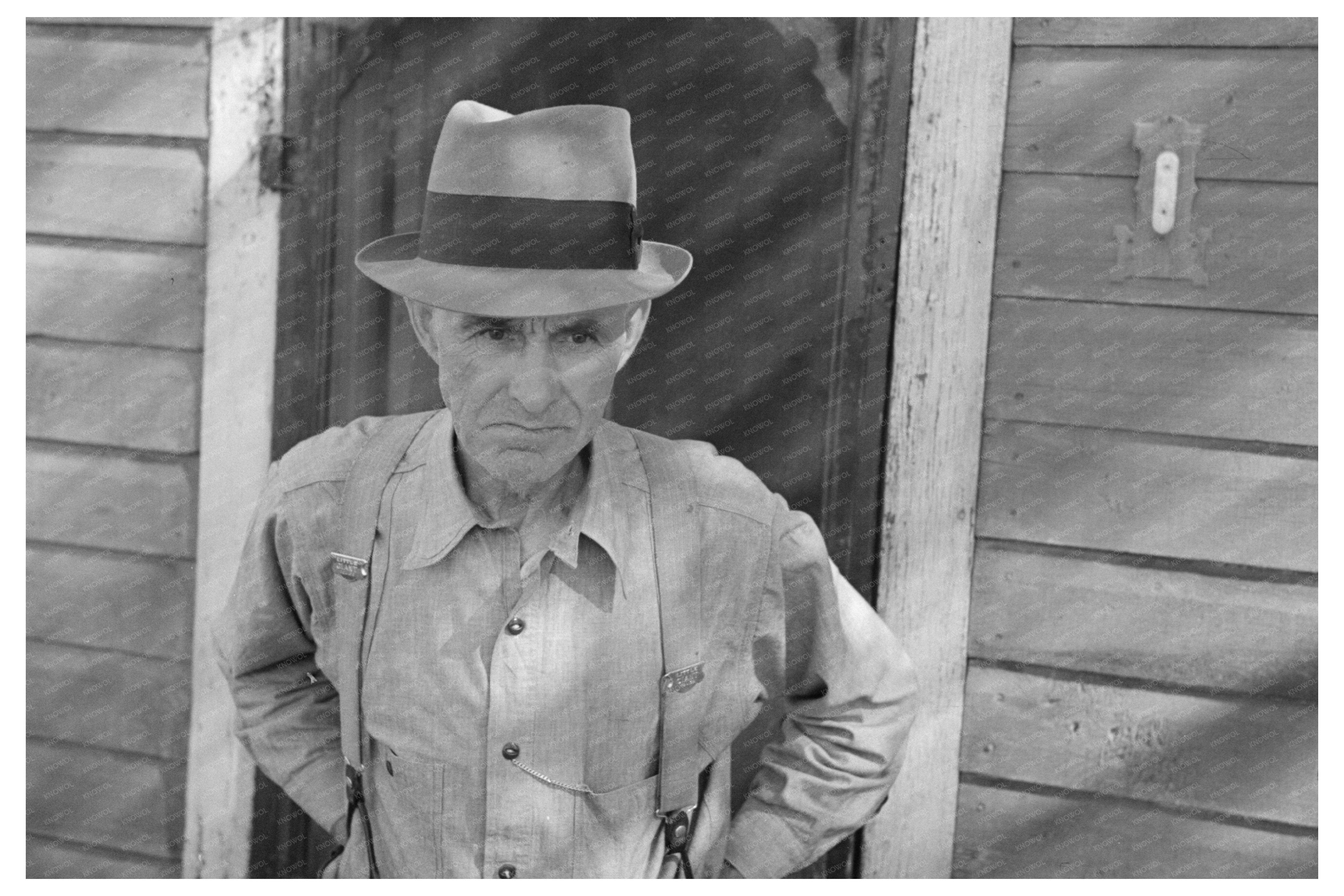 Elderly Lumberman from Winton Minnesota August 1937