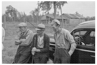 Farmers at S.W. Sparlin Auction Orth Minnesota 1937