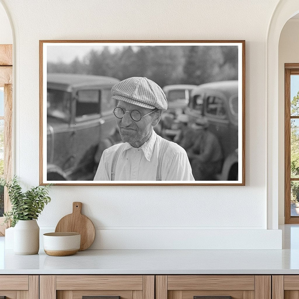 Farmer at S.W. Sparlin Auction Orth Minnesota August 1937