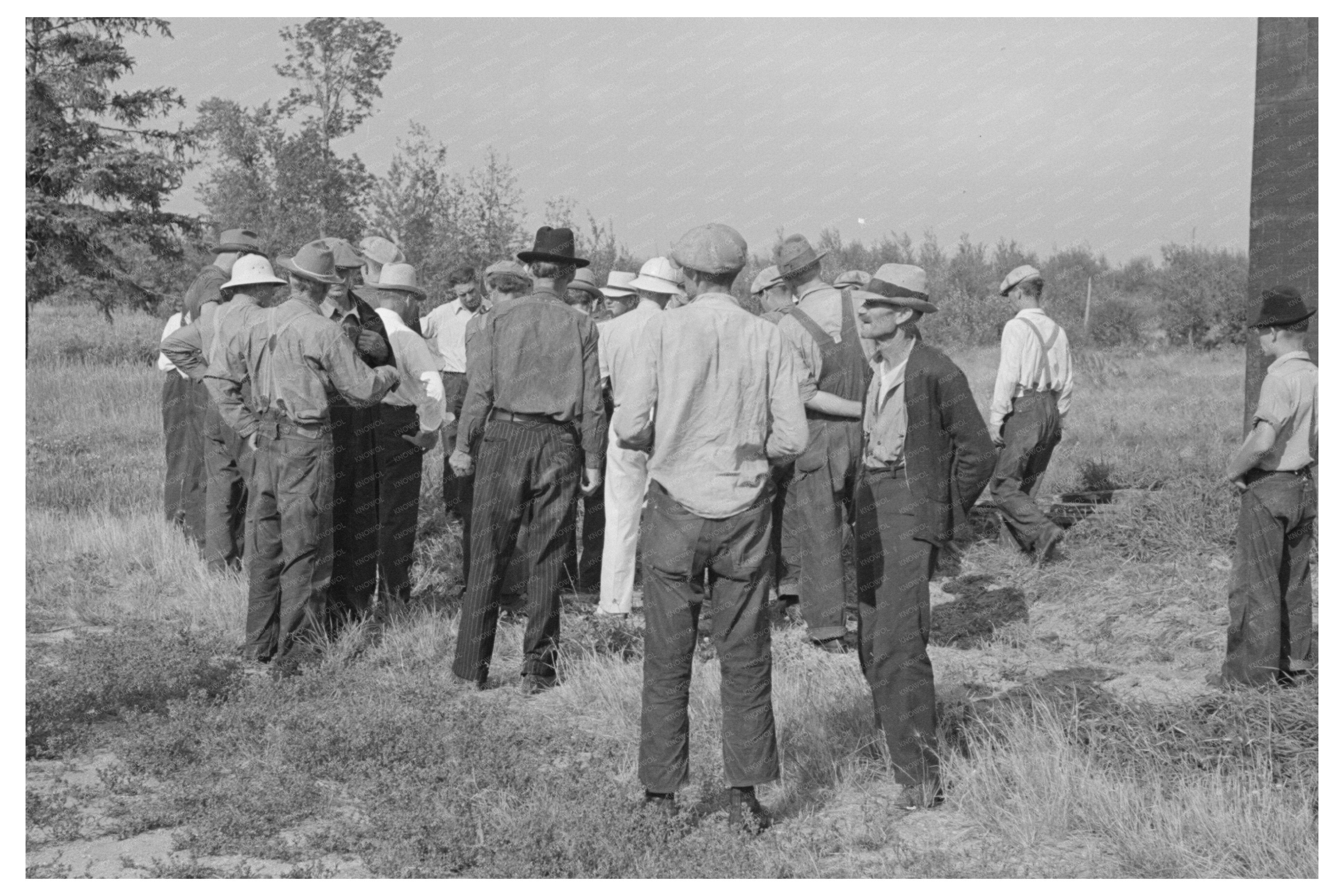 S.W. Sparlin Auction Orth Minnesota August 1937 Photo