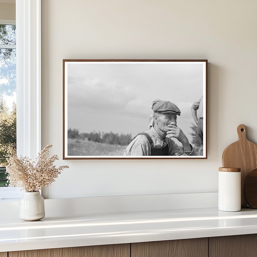 Farmer at S.W. Sparlins Auction Orth Minnesota 1937