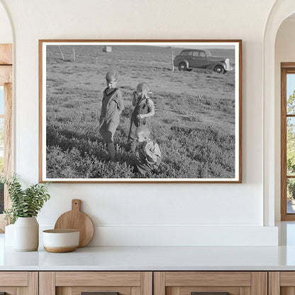 Children near Williston North Dakota September 1937