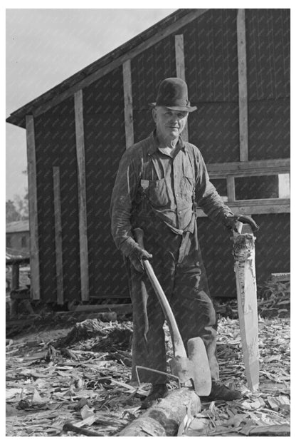 Lumberjack Shaping Stake with Broadaxe Effie Minnesota 1937