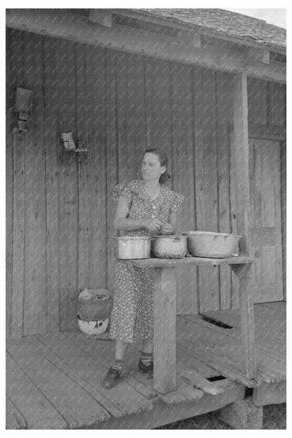 Woman Shelling Peas 1938 New Madrid County Missouri