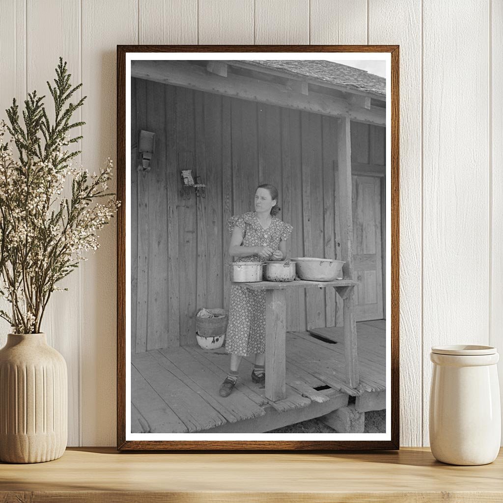 Woman Shelling Peas 1938 New Madrid County Missouri