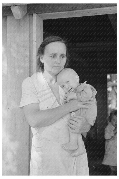 Sharecroppers Wife and Child Missouri May 1938