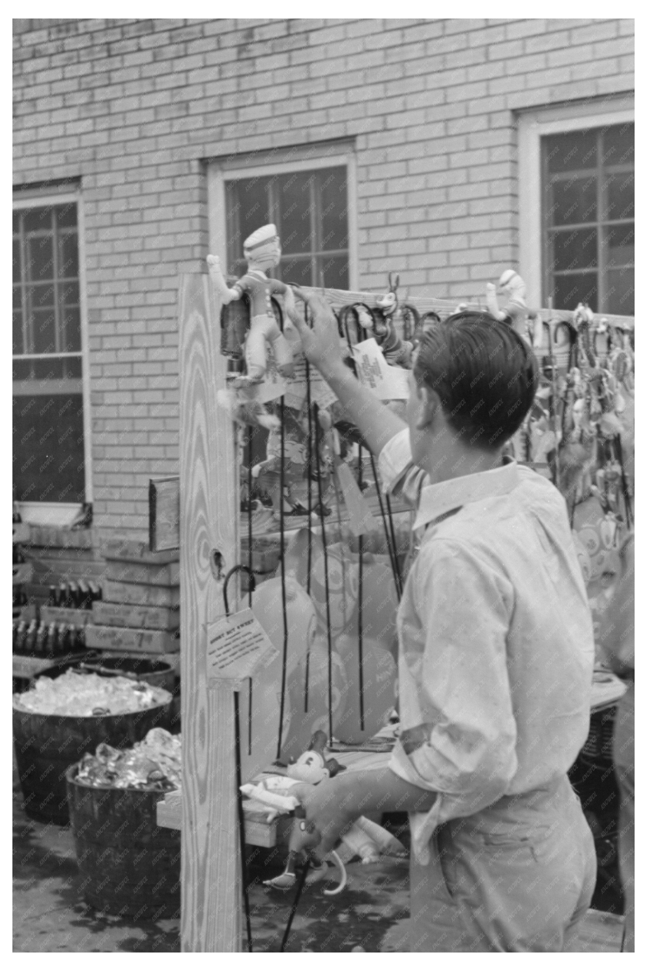 Doll Canes Displayed at National Rice Festival 1938