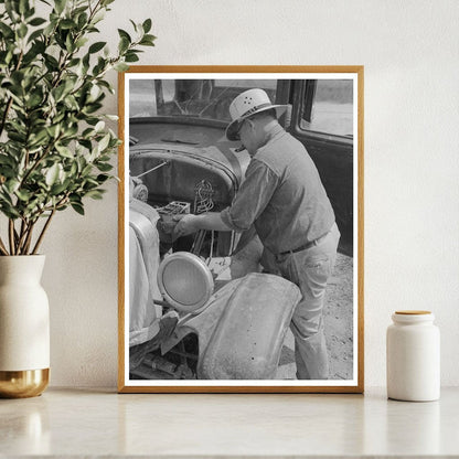 Junkyard Owner Repairs Farmers Car Louisiana November 1938