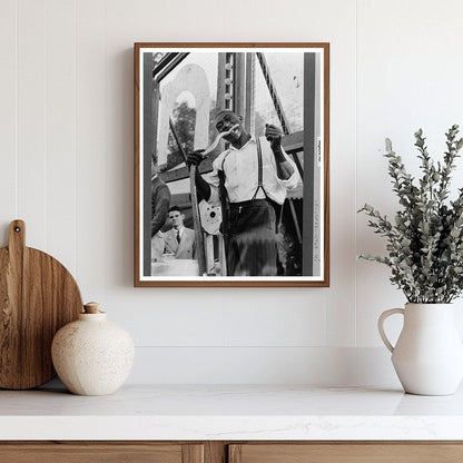 Snake Eater at Sideshow Donaldsonville 1938