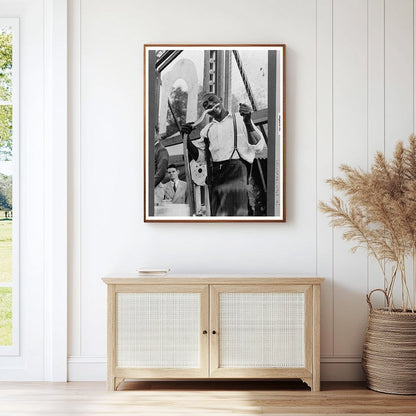 Snake Eater at Sideshow Donaldsonville 1938