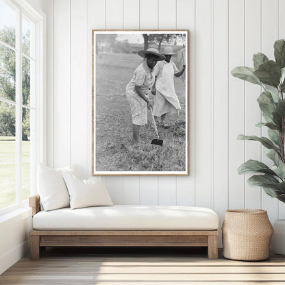 Women Hoeing in Field Picayune Mississippi 1938