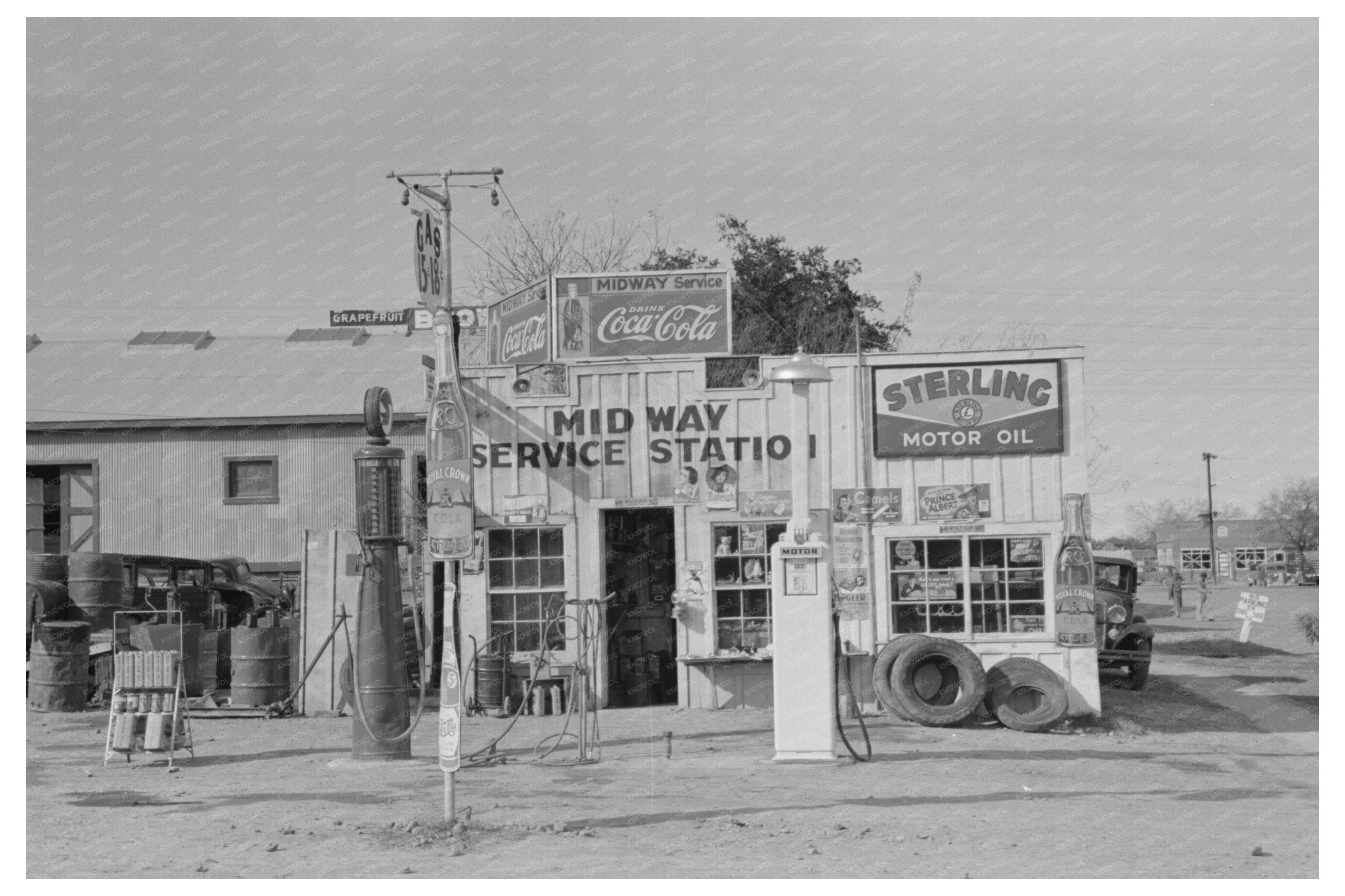 Vintage 1939 Air and Water Connections in Mercedes Texas