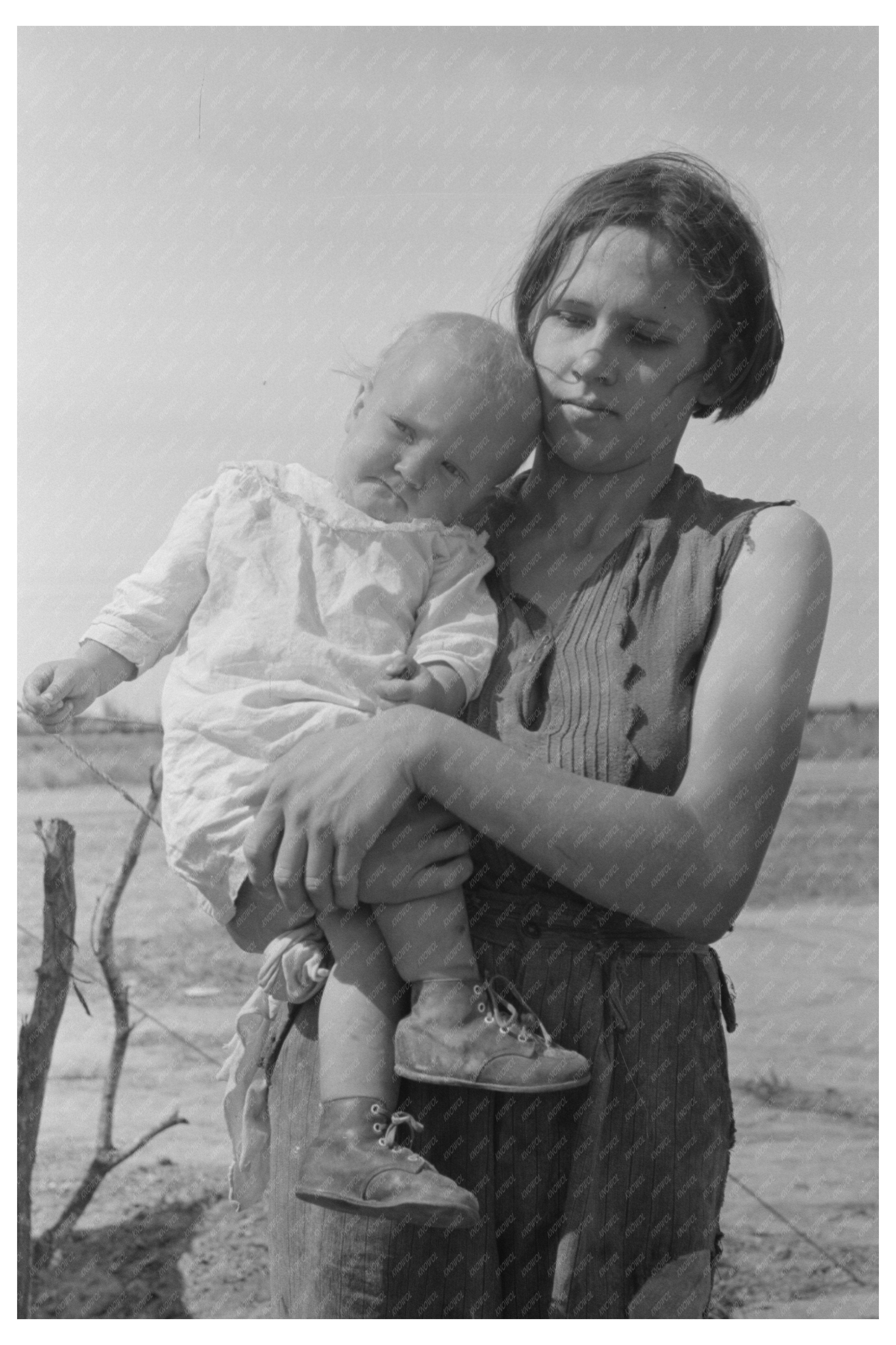 Migrant Mother with Child Texas 1939 FSA/OWI Collection