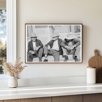 Crystal City Texas Residents on Store Steps March 1939