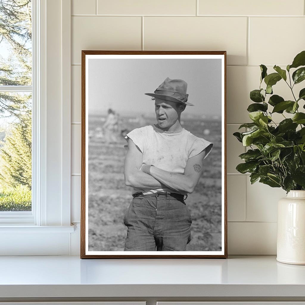 Son of Spinach Grower in La Pryor Texas March 1939