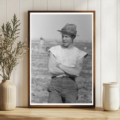 Son of Spinach Grower in La Pryor Texas March 1939