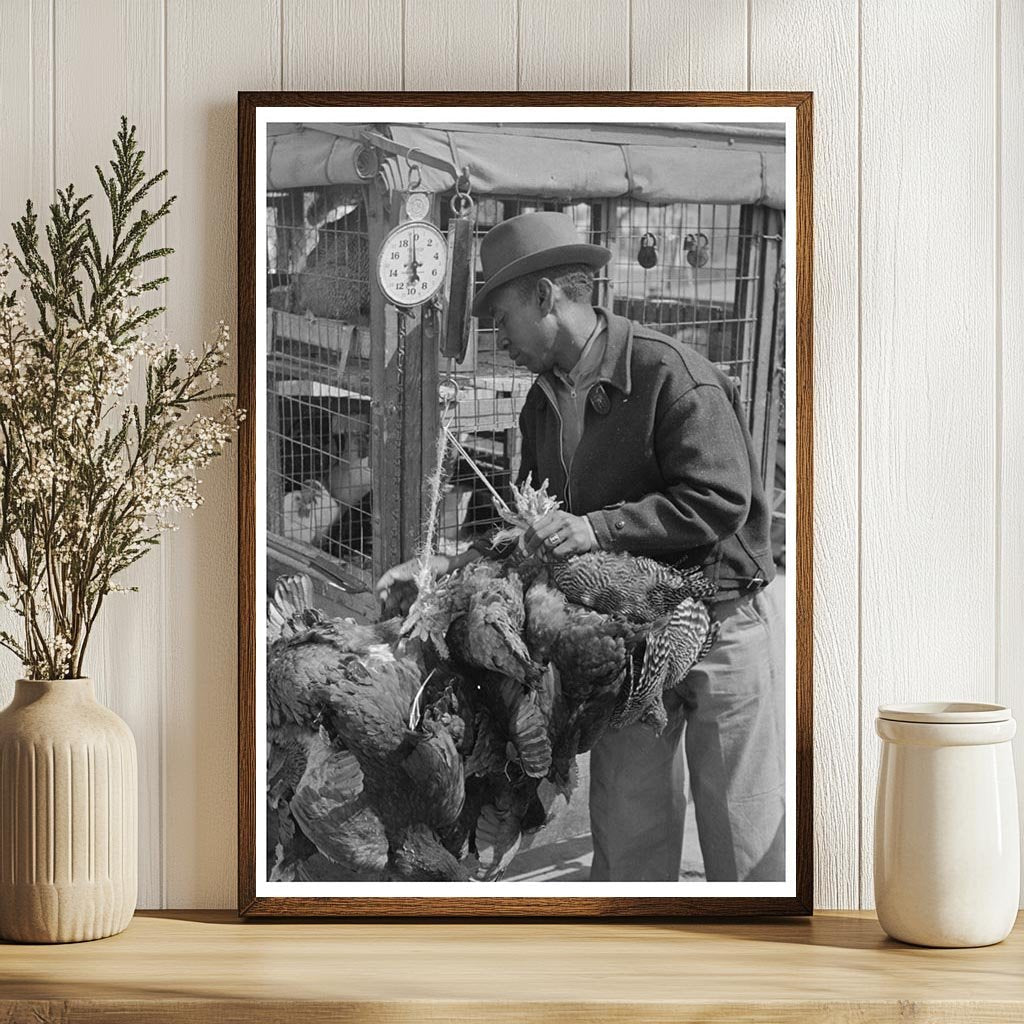 Chickens Weighed at San Antonio Produce Market 1939