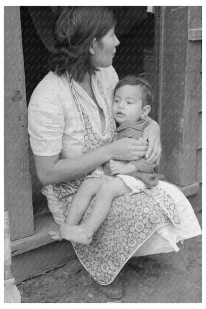 Mexican Woman and Child in San Antonio Texas 1939