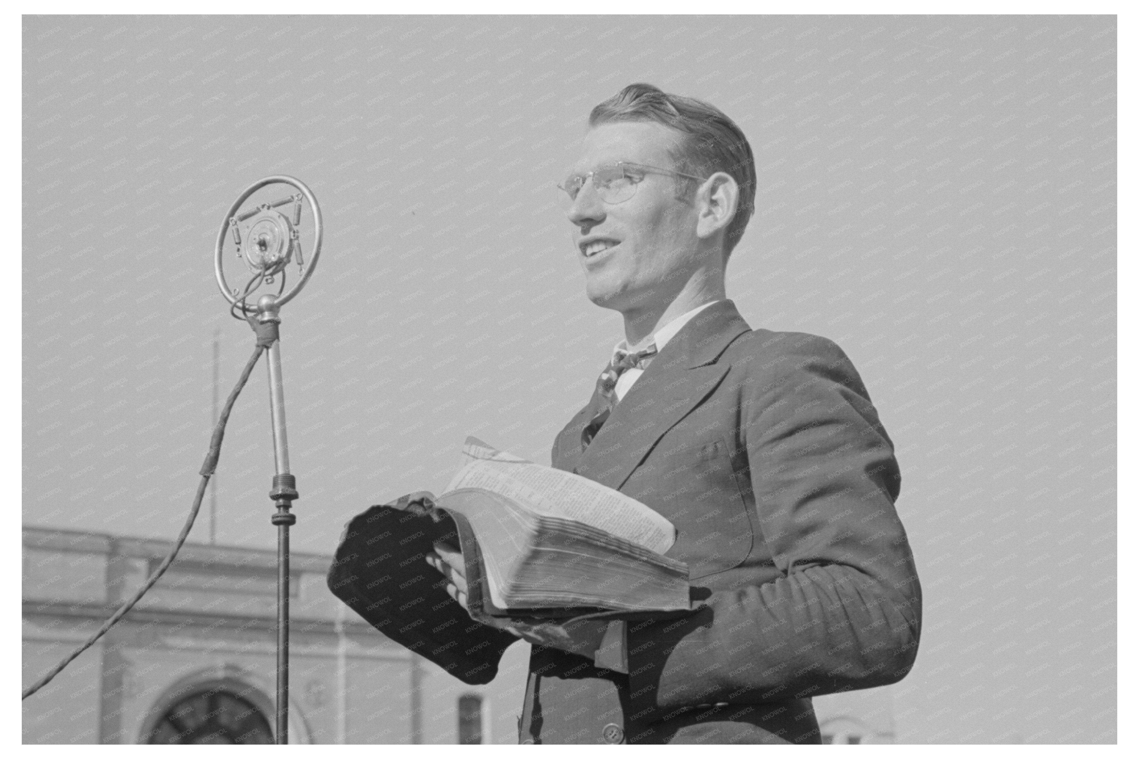 Itinerant Preacher Addresses Crowd in Marshall Texas 1939