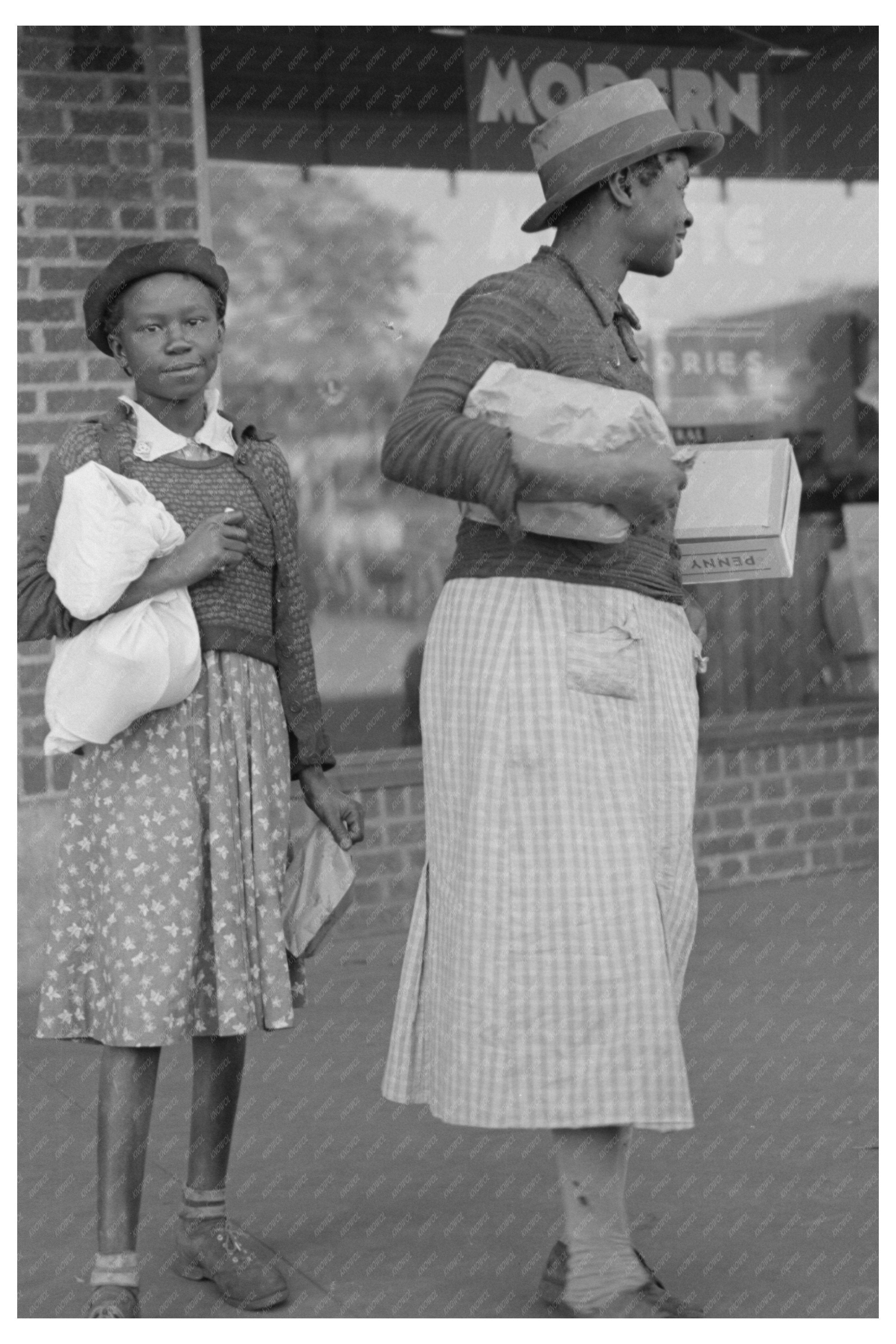 Sisters Shopping in San Augustine Texas April 1939