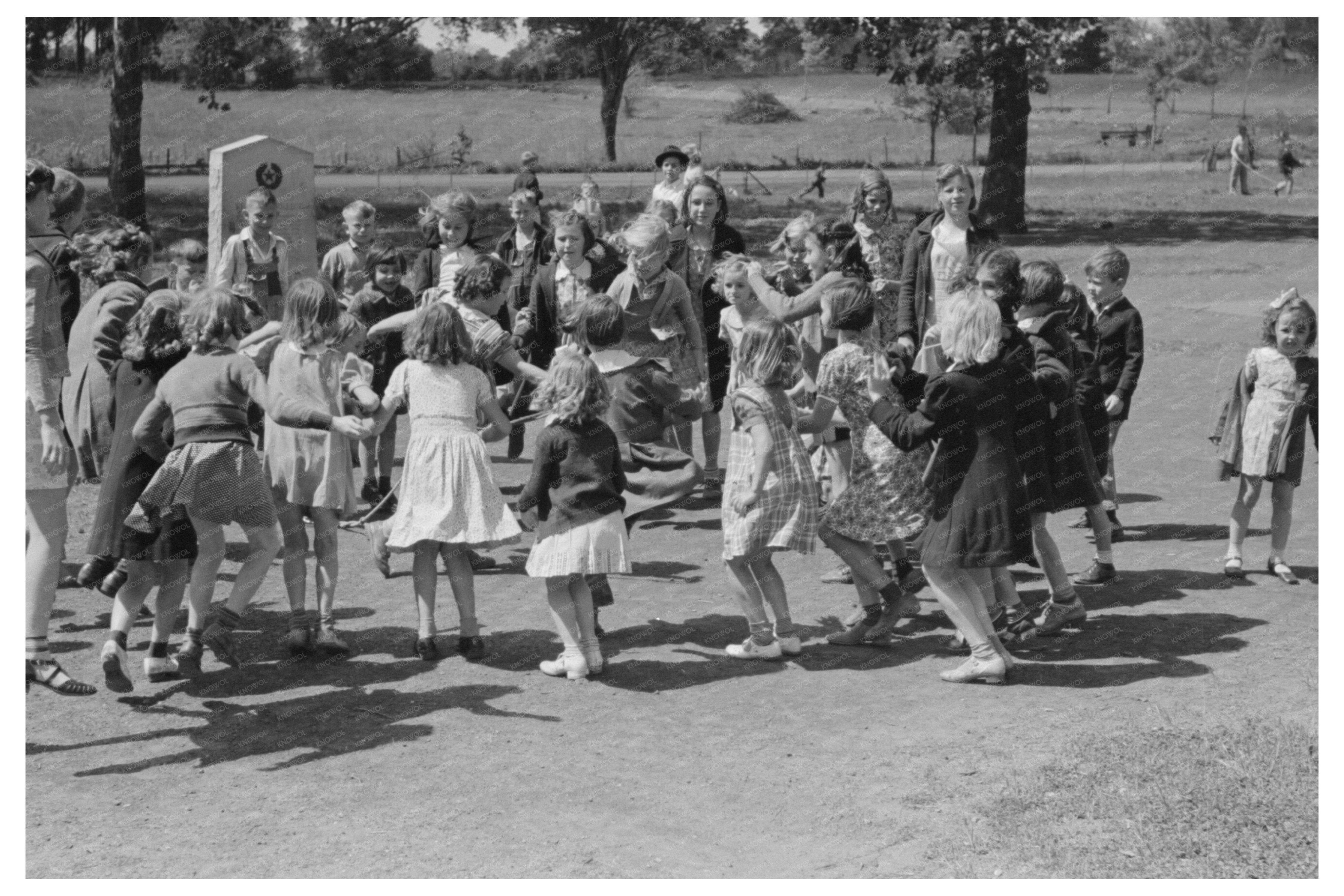 Schoolchildren Jump Rope in San Augustine Texas April 1939