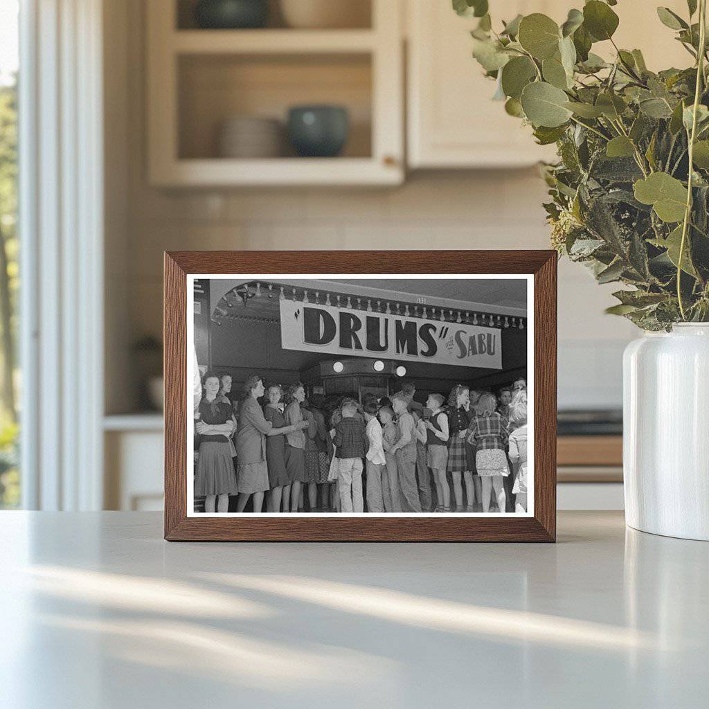 Schoolchildren Waiting Outside Theater San Augustine 1939