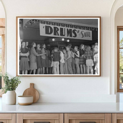 Schoolchildren Waiting Outside Theater San Augustine 1939