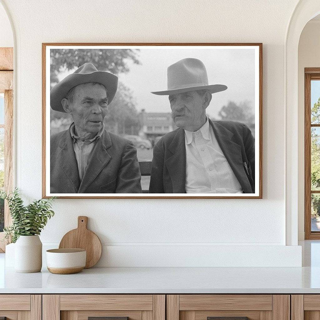 Older Men Gathered at San Augustine Courthouse 1939