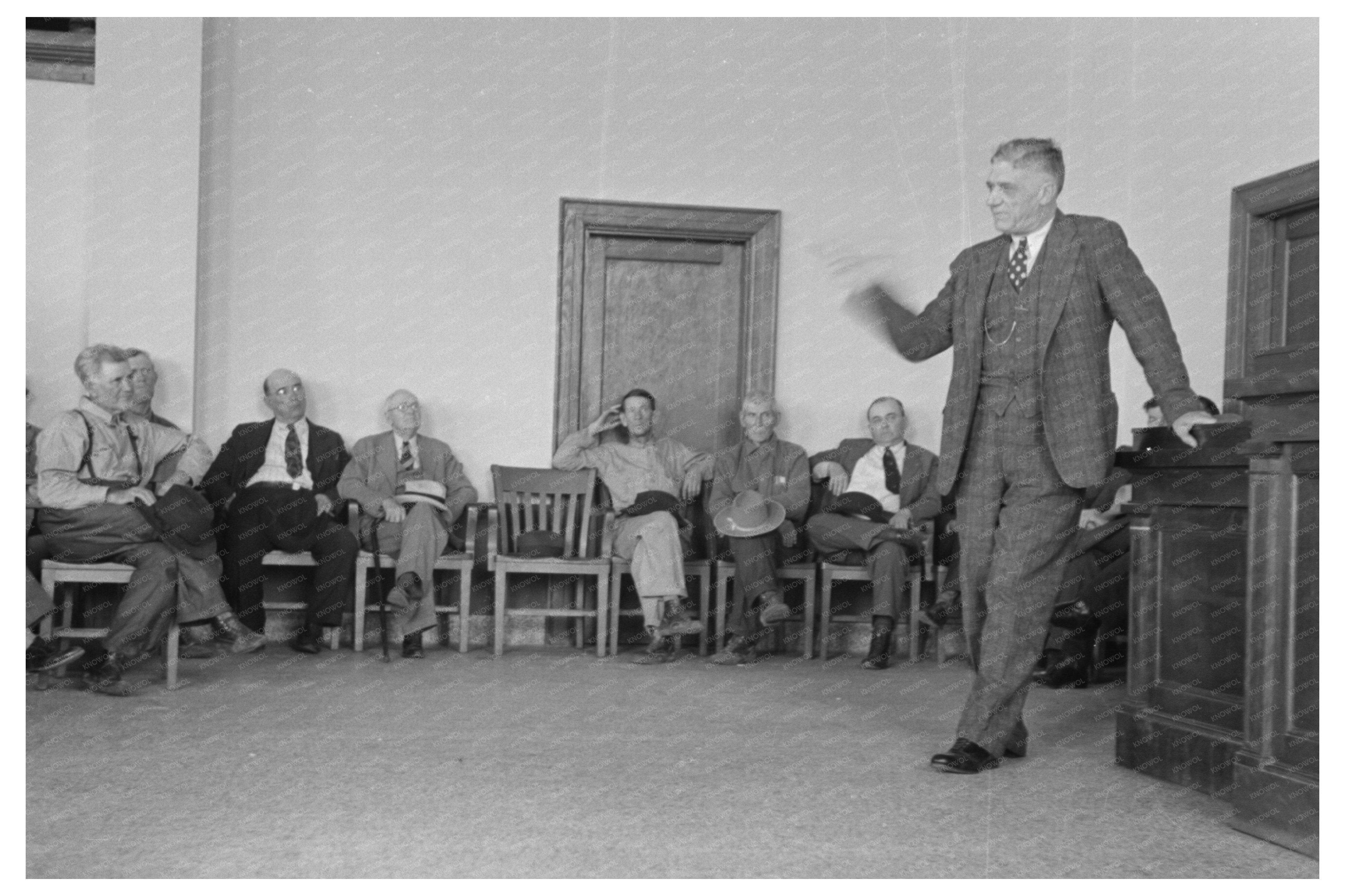 Banker Speaks at San Augustine Citizens Meeting April 1939