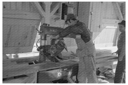 Carpenter Adjusting Circular Saw in Texas 1939