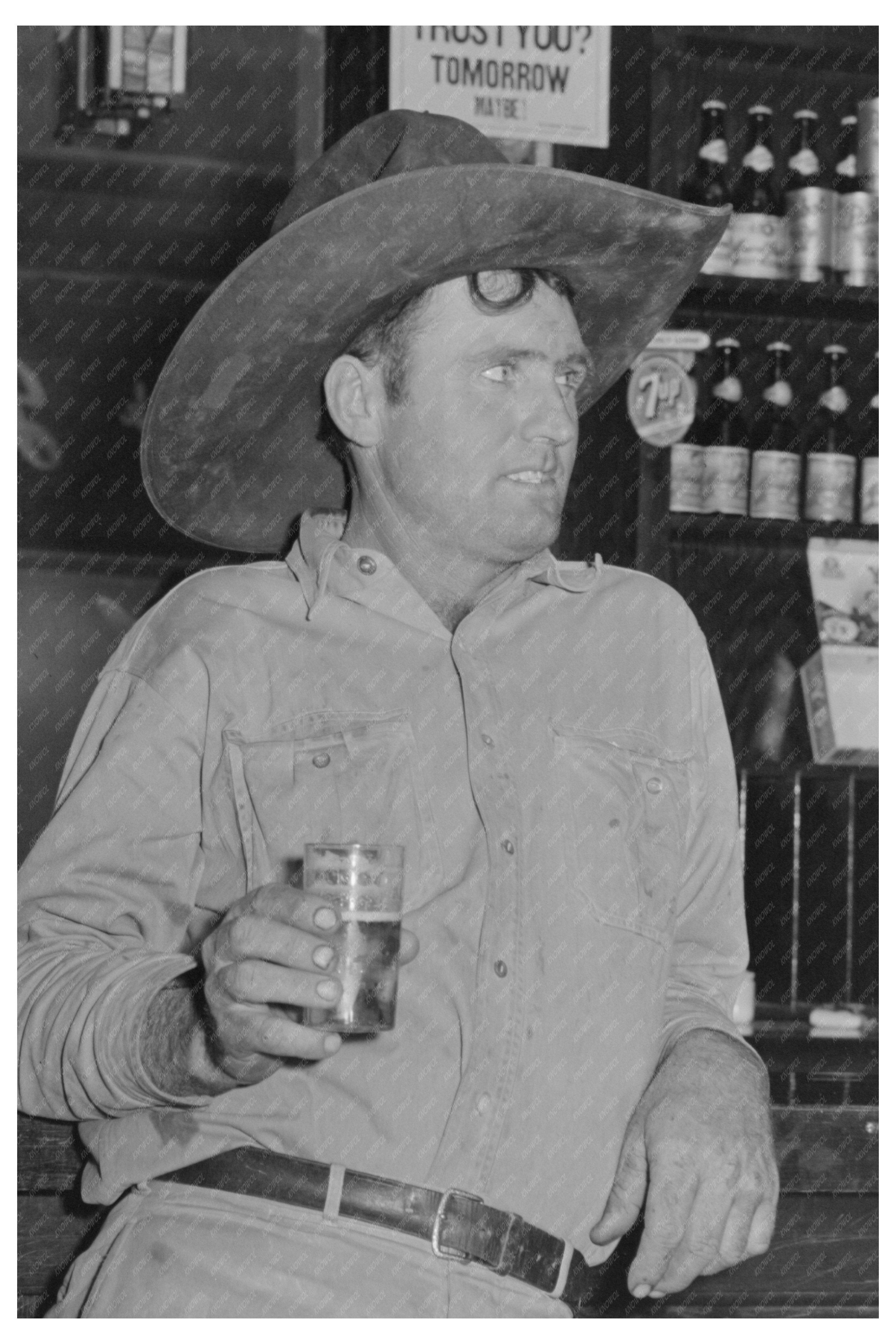 Ray Ogle at Beer Parlor in Alpine Texas 1939