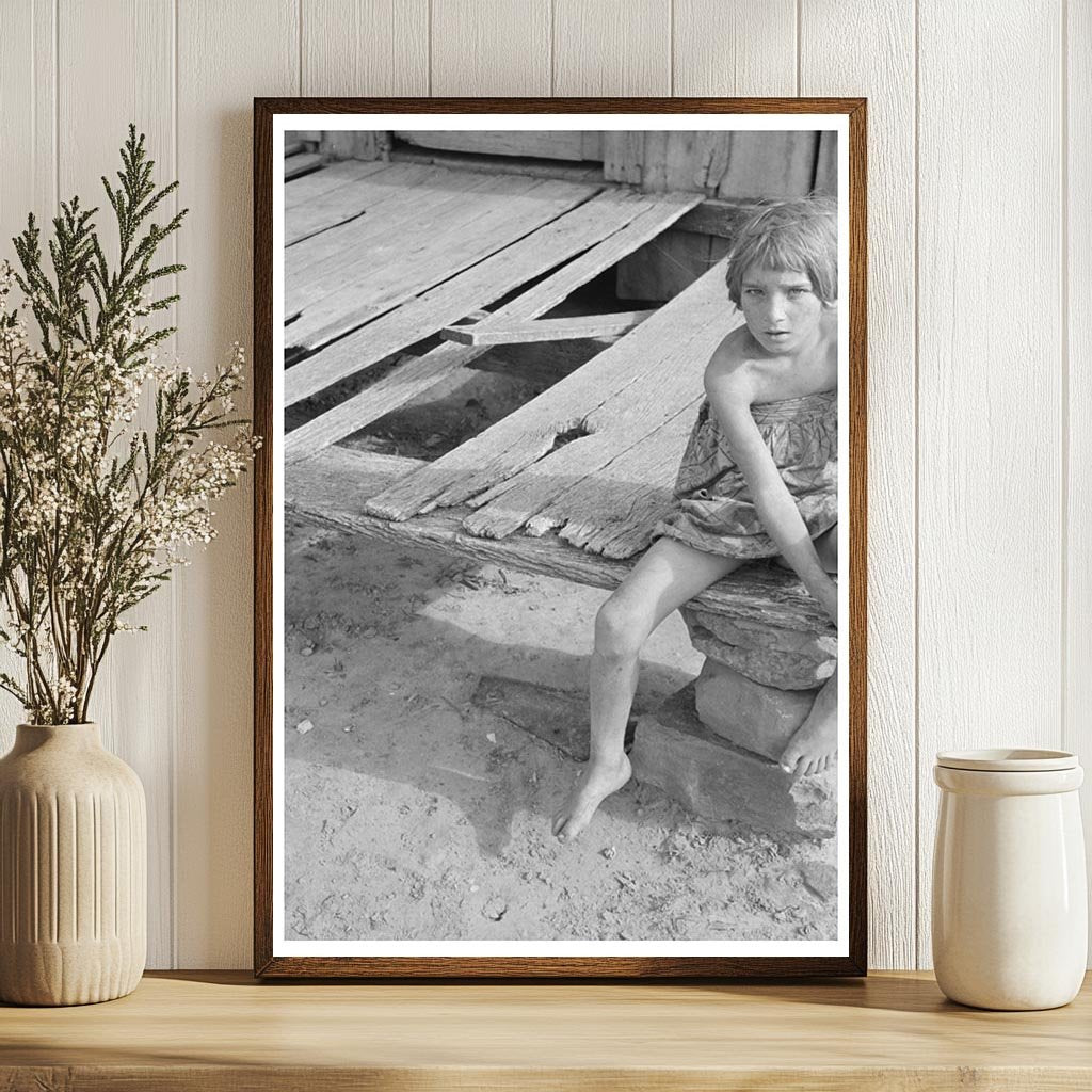 Daughter of Laborer on Porch McIntosh County 1939