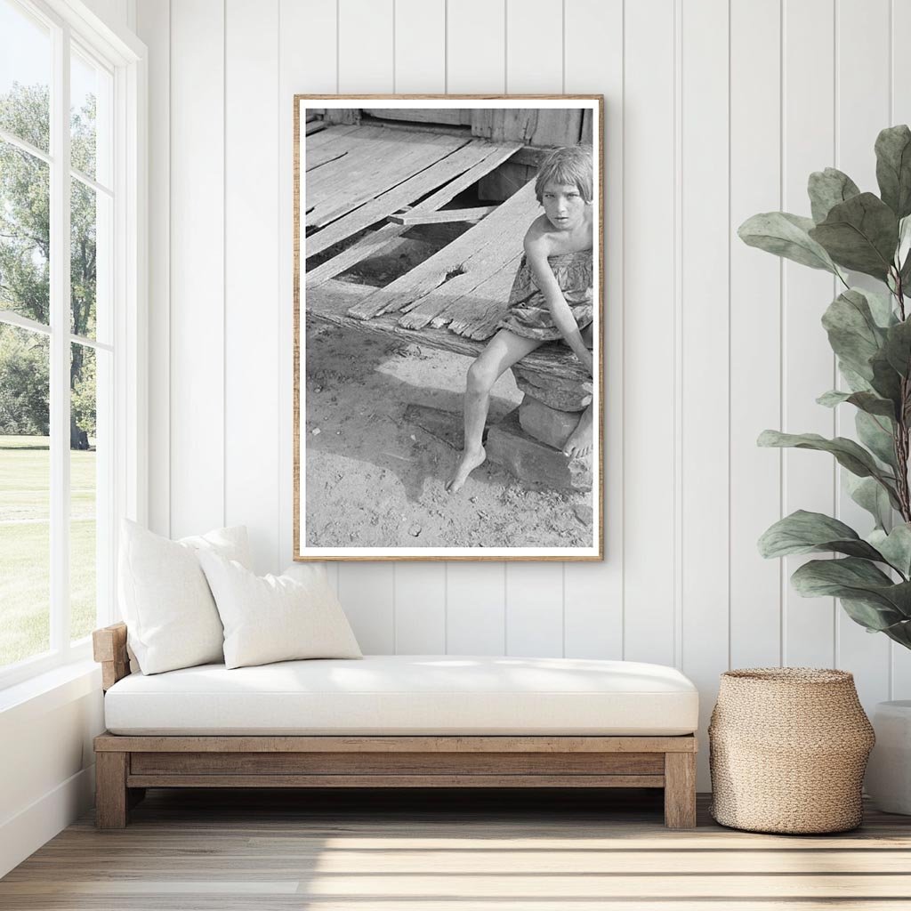 Daughter of Laborer on Porch McIntosh County 1939