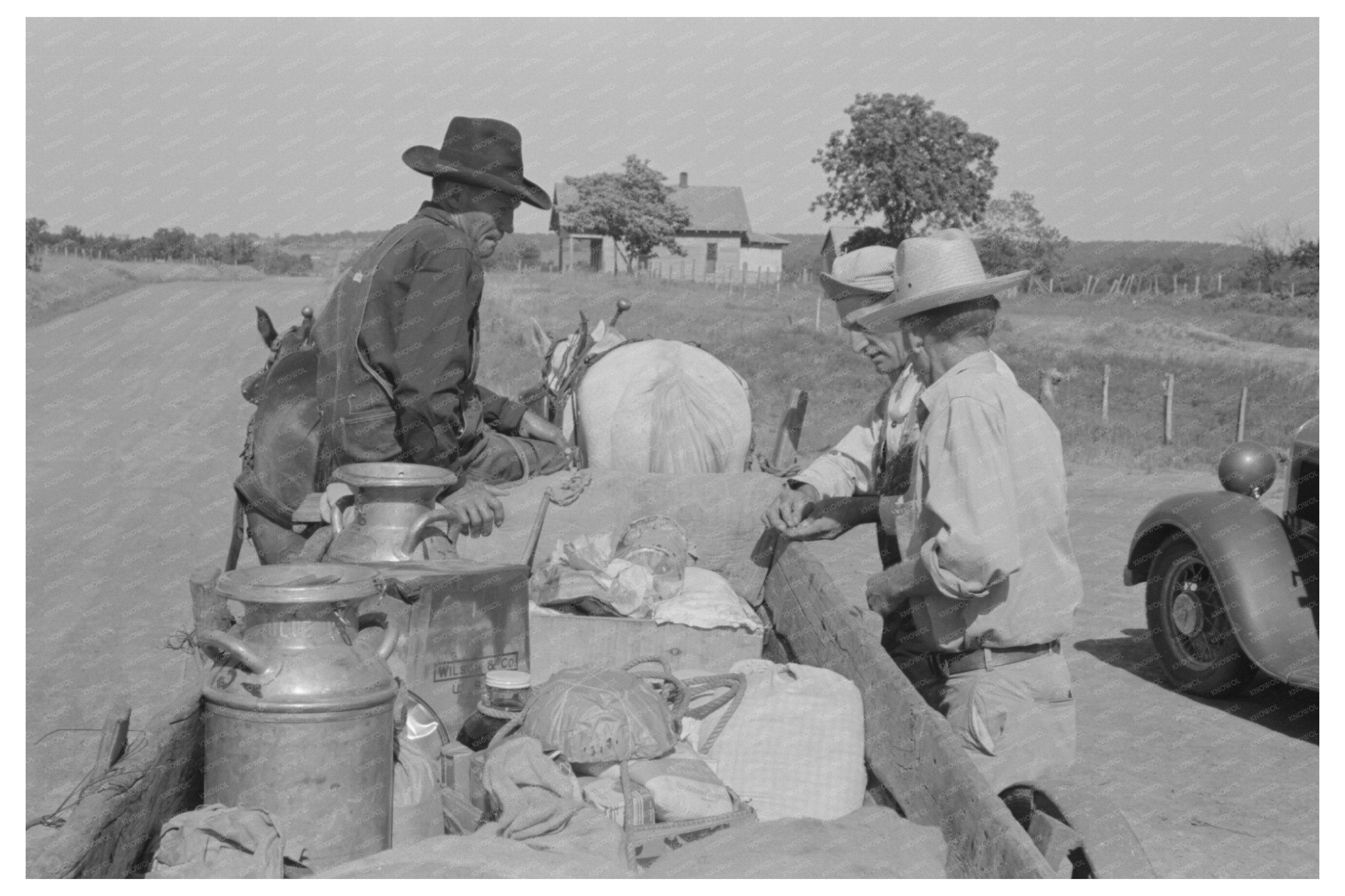 Migrant Family Lunching on Highway Oklahoma 1939