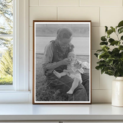 Mother Feeding Baby at Roadside Lunch in Oklahoma 1939