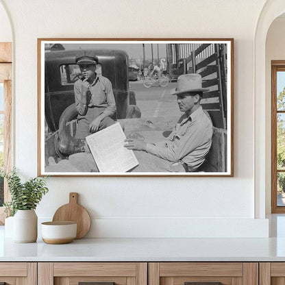 Farmers Market Scene in Weatherford Texas May 1939