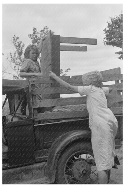 Elmer Thomas Family Loading Truck in Muskogee 1939