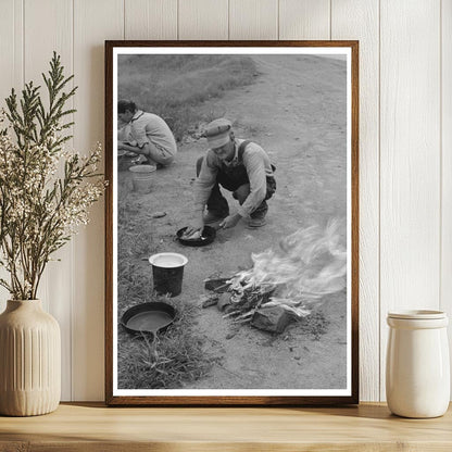 Migrant Family Prepares Lunch Oklahoma July 1939