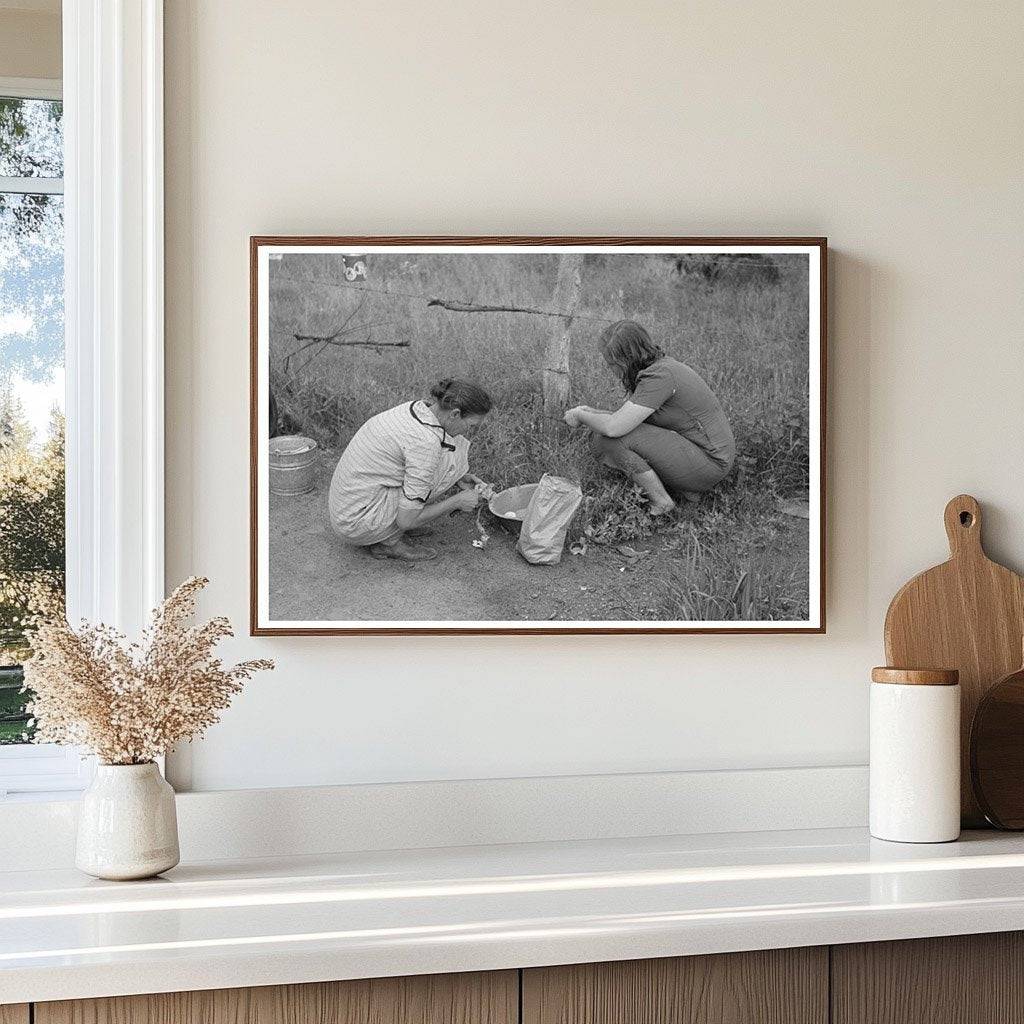 Women Peeling Potatoes Henrietta Oklahoma 1939