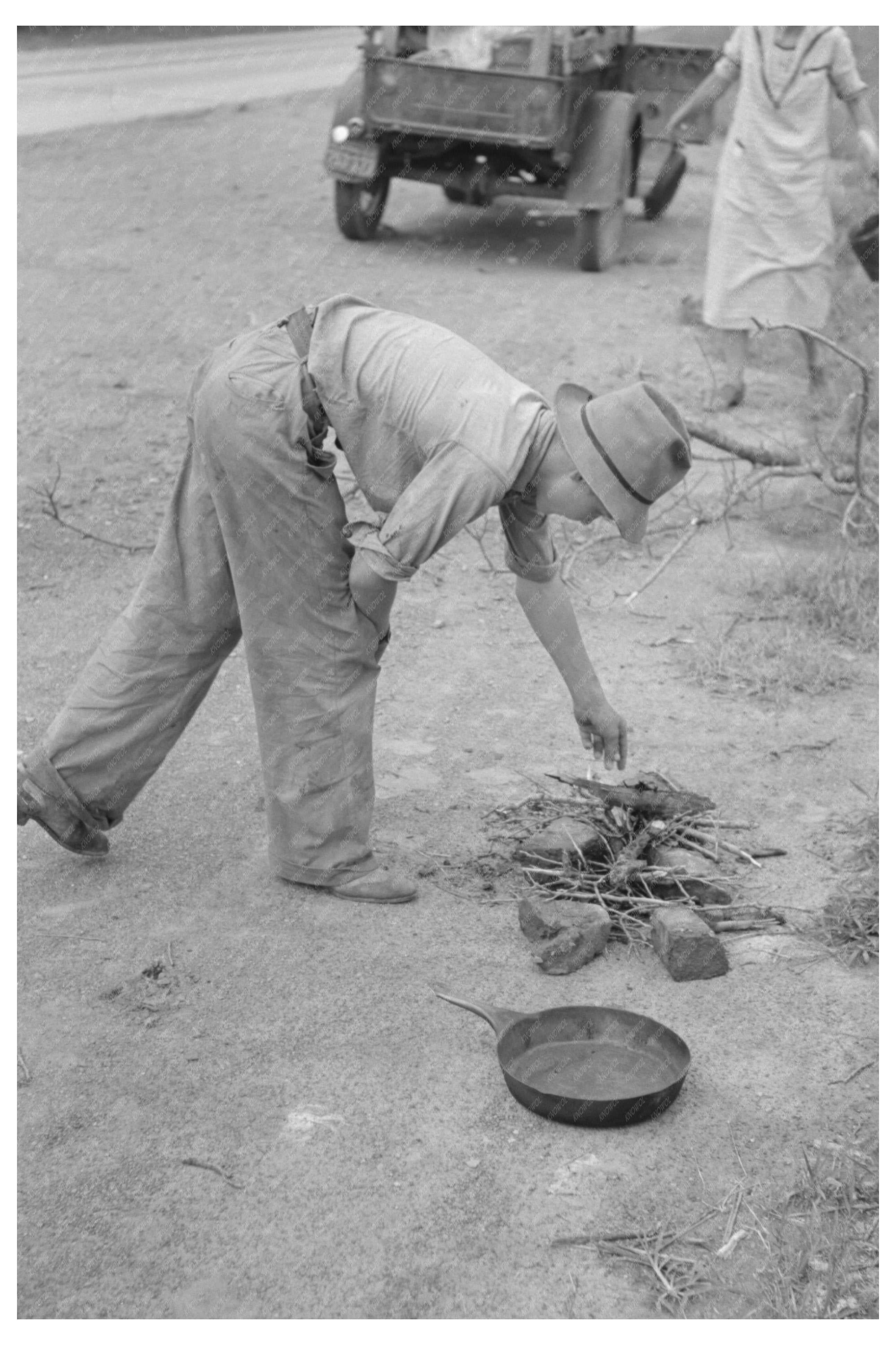 Migrant Family Camped Near Henrietta Oklahoma July 1939