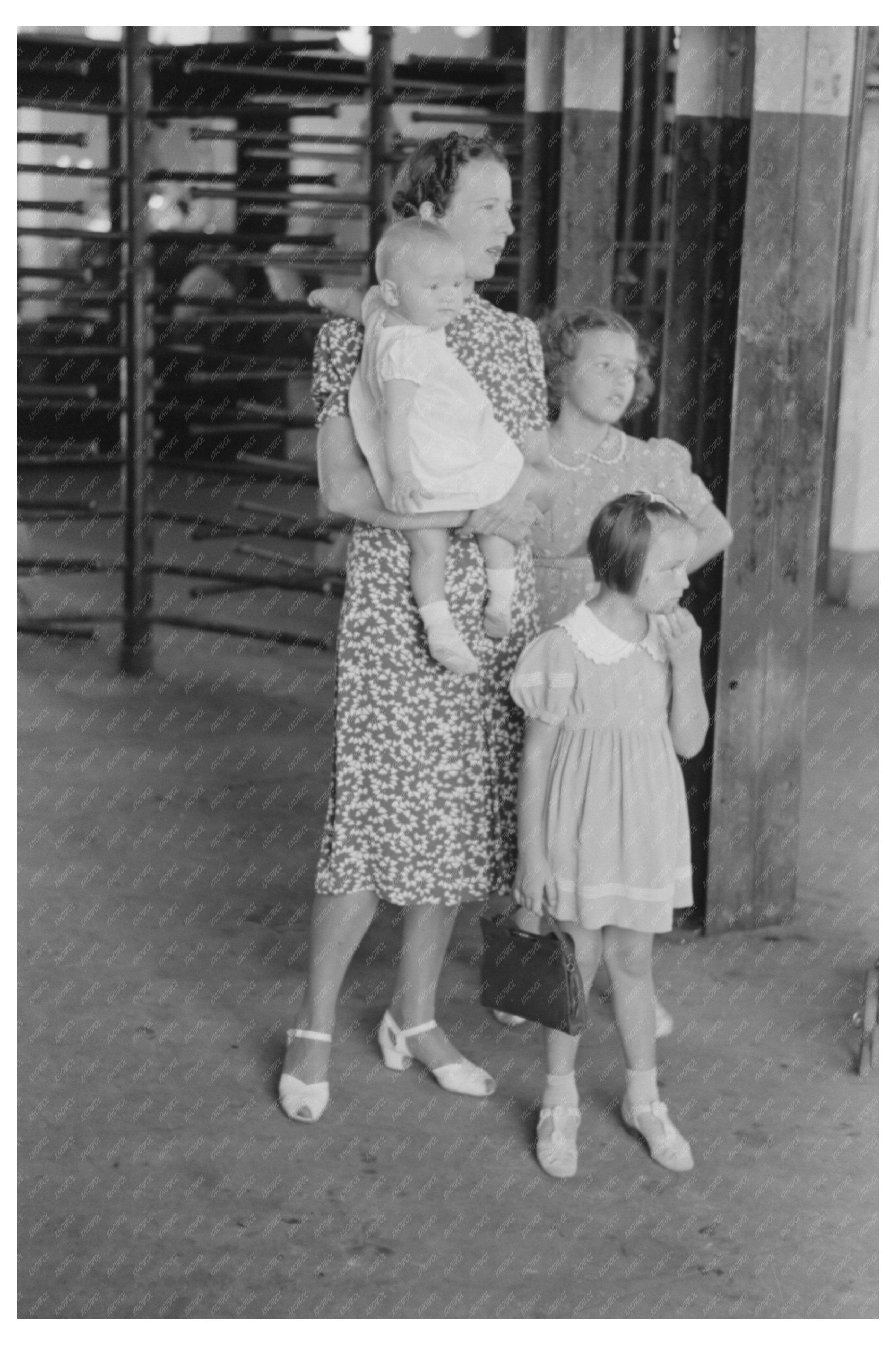 Mother and Children at Oklahoma City Streetcar Terminal 1939