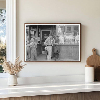 Muskogee Oklahoma men conversing July 1939 vintage photo