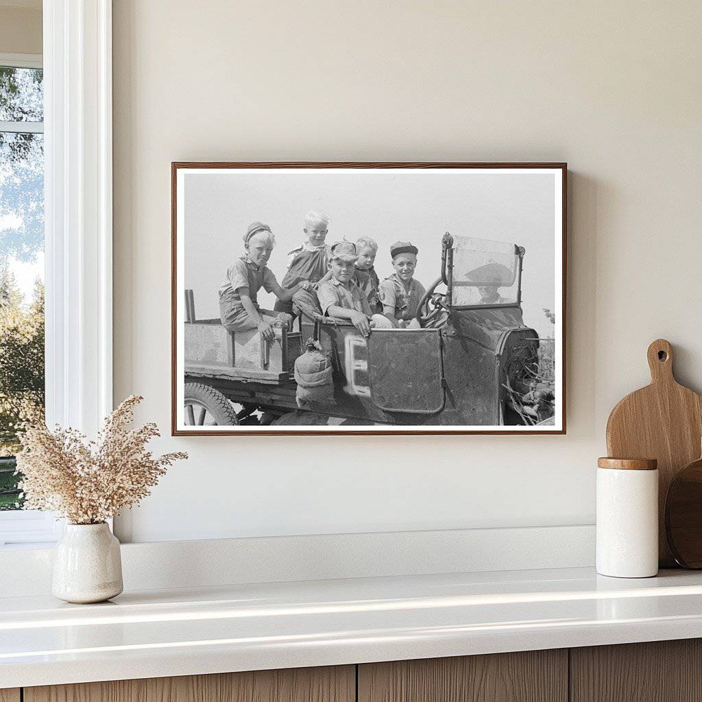 Farm Children in Kansas August 1939 Vintage Photograph