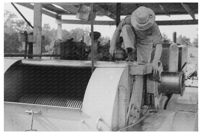 Drilling Machinery in Seminole Oil Field Oklahoma 1939