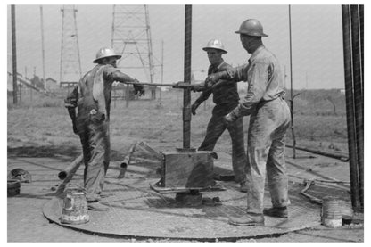 Roughnecks Tightening Pipe in Oklahoma City 1939