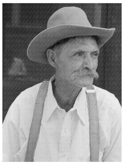Veteran Oil Worker Peddler in Seminole Oklahoma 1939