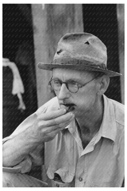 Roustabout Chewing Tobacco in Seminole Oil Field 1939