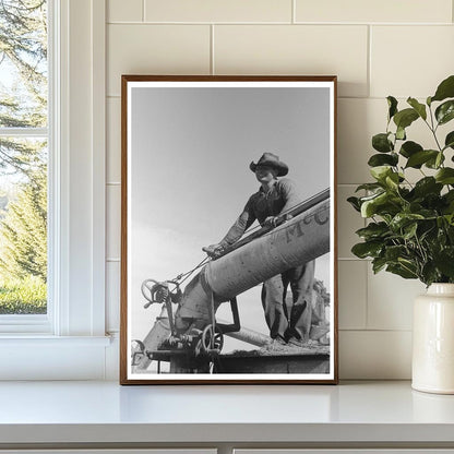 Threshing Wheat in Taos County New Mexico 1939