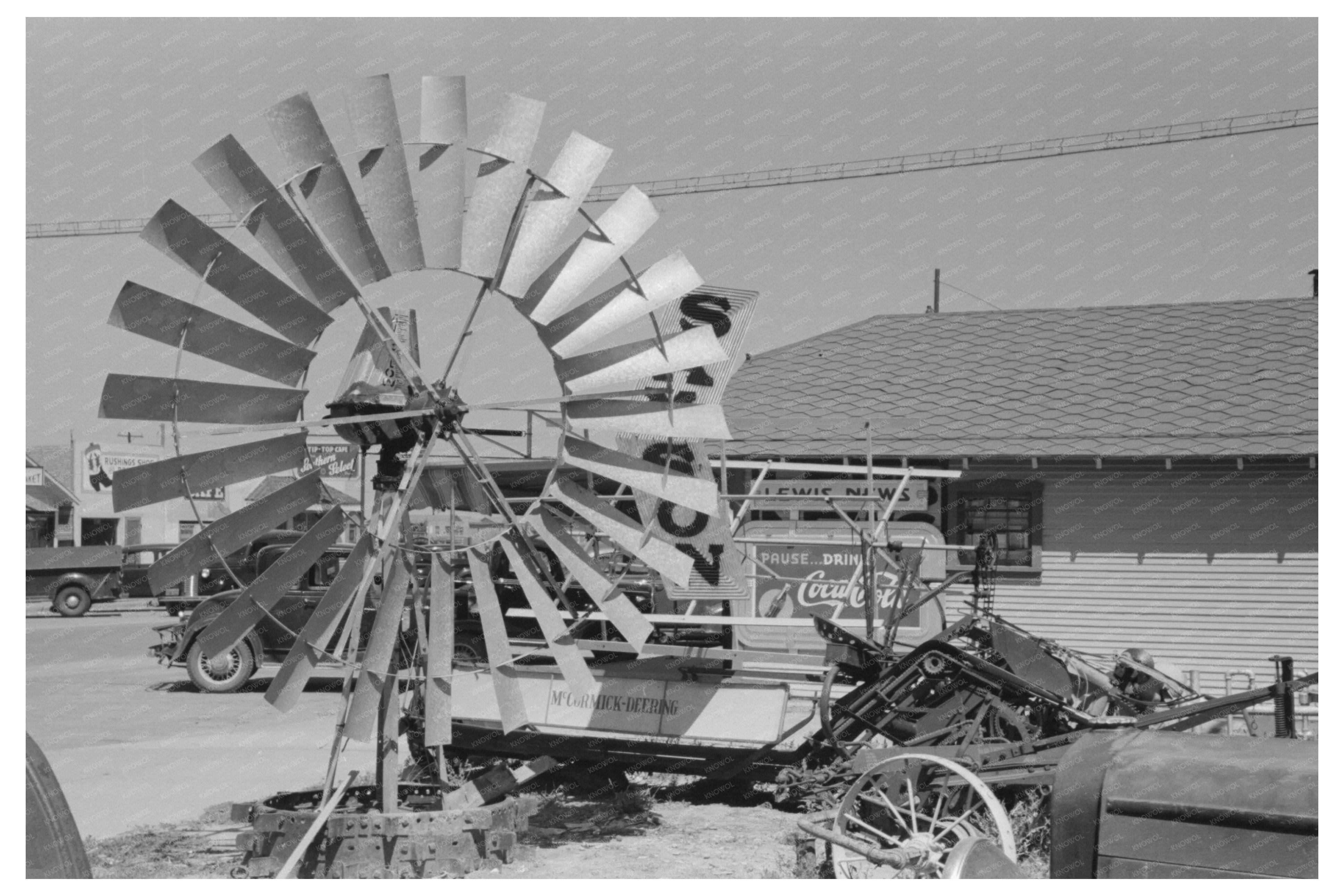 Windmill Propellers in Dumas Texas 1939