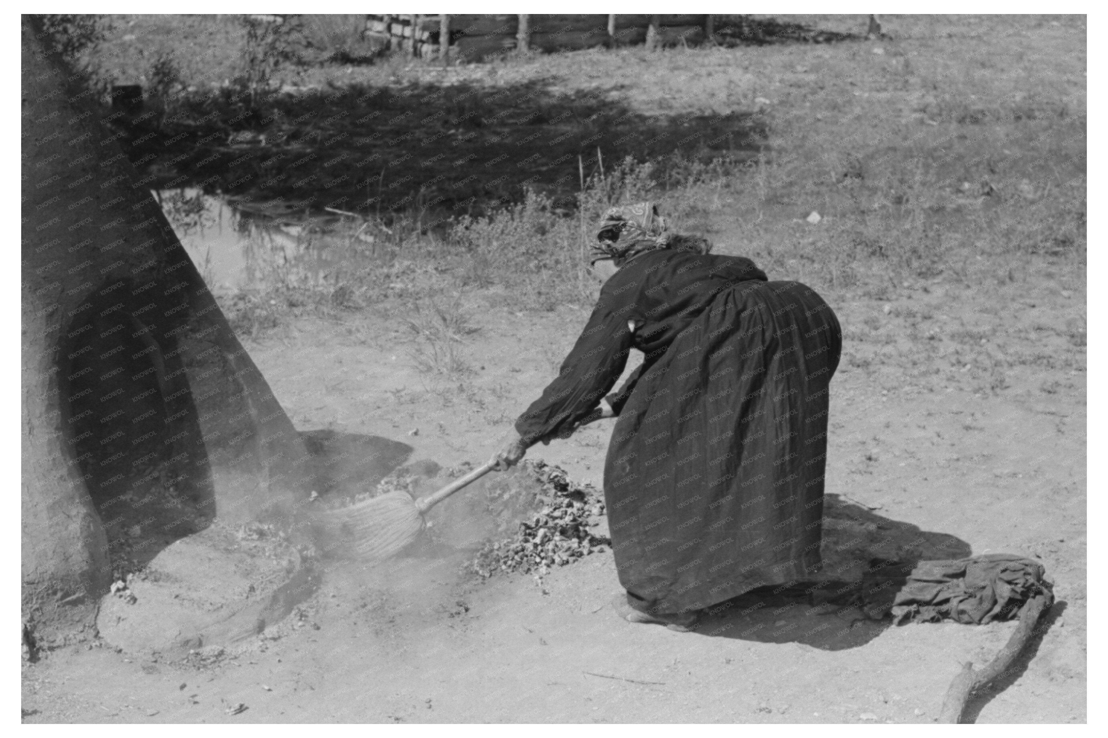 Vintage 1939 Taos County Oven Cleaning for Bread Baking